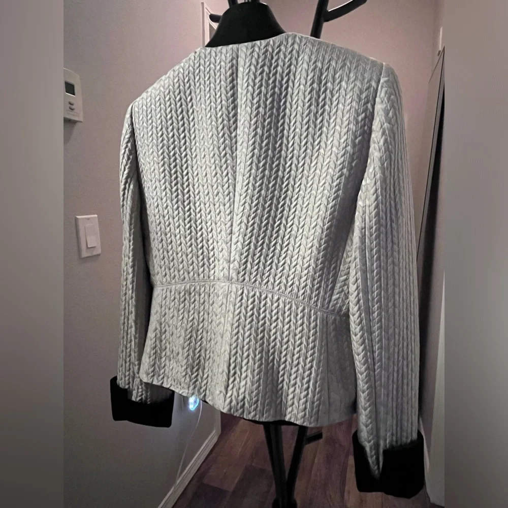 ARMANI COLLEZIONI beautiful BLAZER Jacket Made in ITALY with Velvet Details - Picture 6 of 16